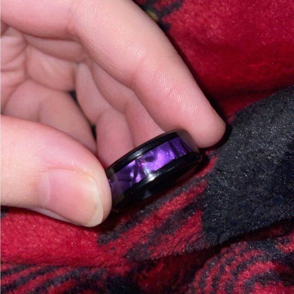Size 9 Purple Tungsten Ring - Picture 1 of 3
